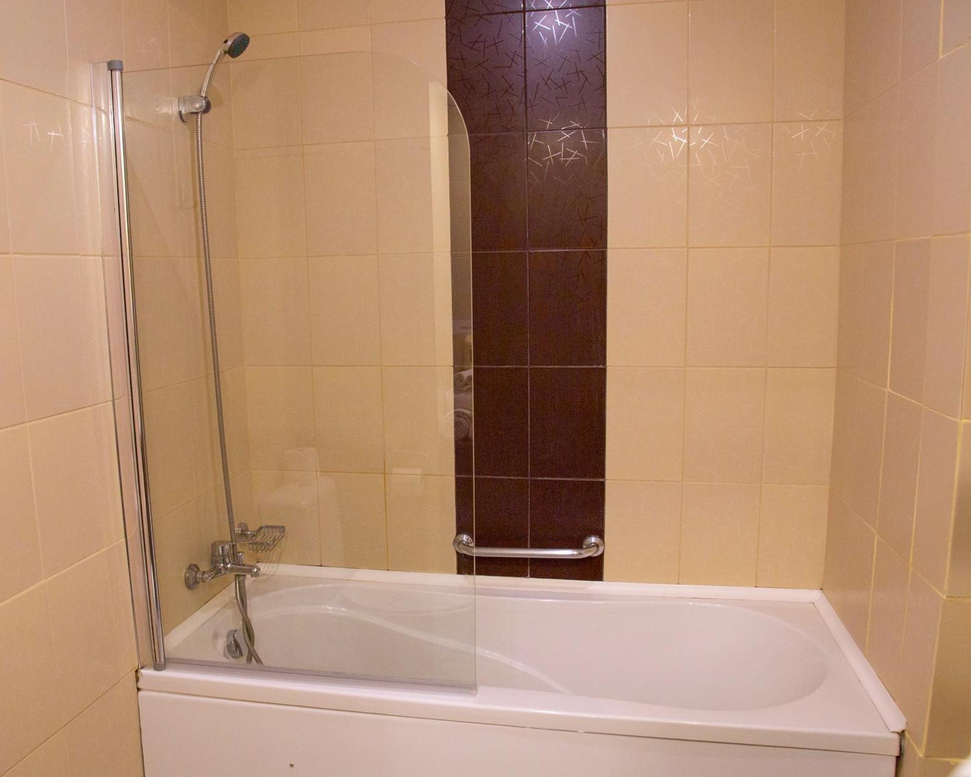 Hotel Ambasador ママイア エクステリア 写真
